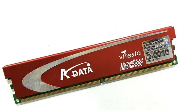 威刚DDR2和DDR3一起用