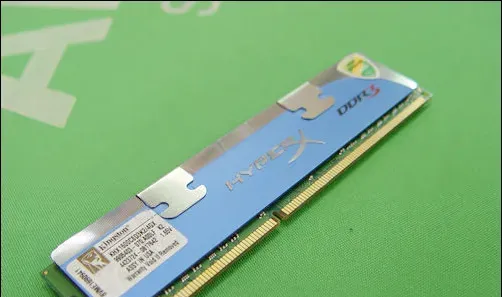 金士顿DDR3 2000 6G骇客神条(CL9)